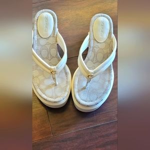 COACH FRANKI PLATFORM FLIP FLOP